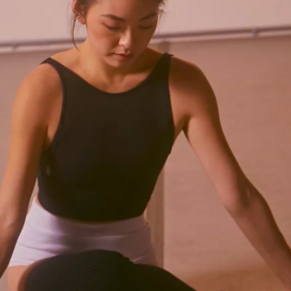 NWOT Free People Good Karma High-Neck Crop Tank size M/L WASHED BLACK - Picture 2 of 9